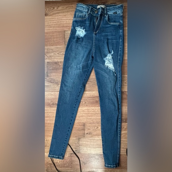 Skinny Jeans from Colombia. Never worn - Picture 1 of 2